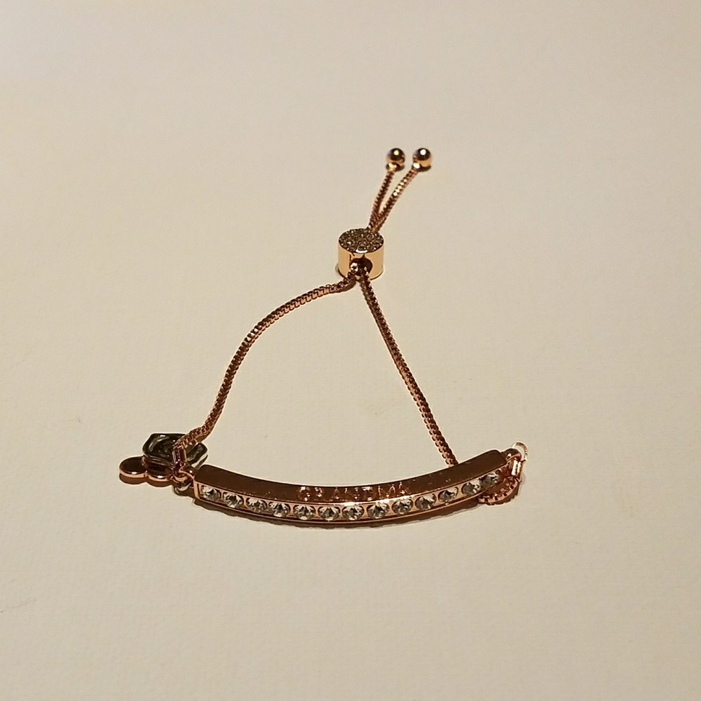 NWOT Heart and Rose Charm Bracelet